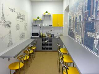 Хостелы Hostel 11 Харьков Кровать в общем 8-местном номере для мужчин и женщин-21